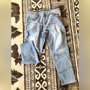 American Eagle skinny jeans size 16 short